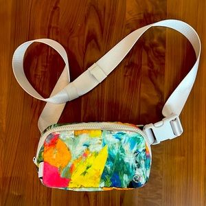 Lululemon Everywhere Belt Bag Multicolor Rainbow Tie Dye